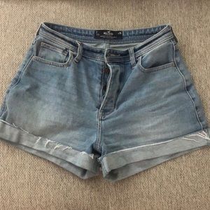 Hollister High-Rise Mom Shorts